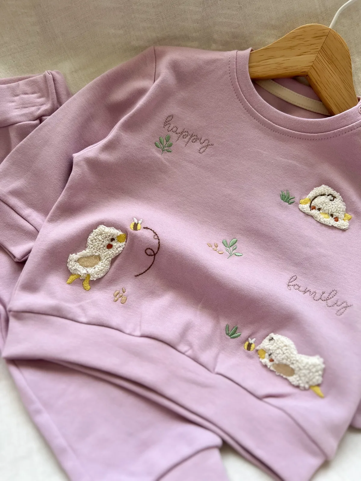 سوت بنات تطريز كتكوت 🐣