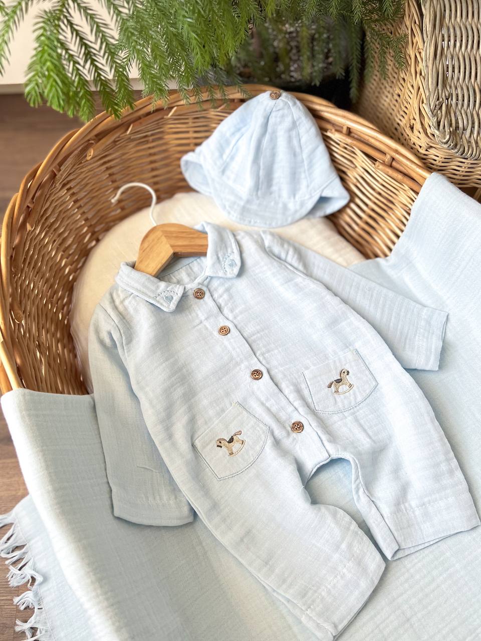 طقم ولادي قطني أخضر